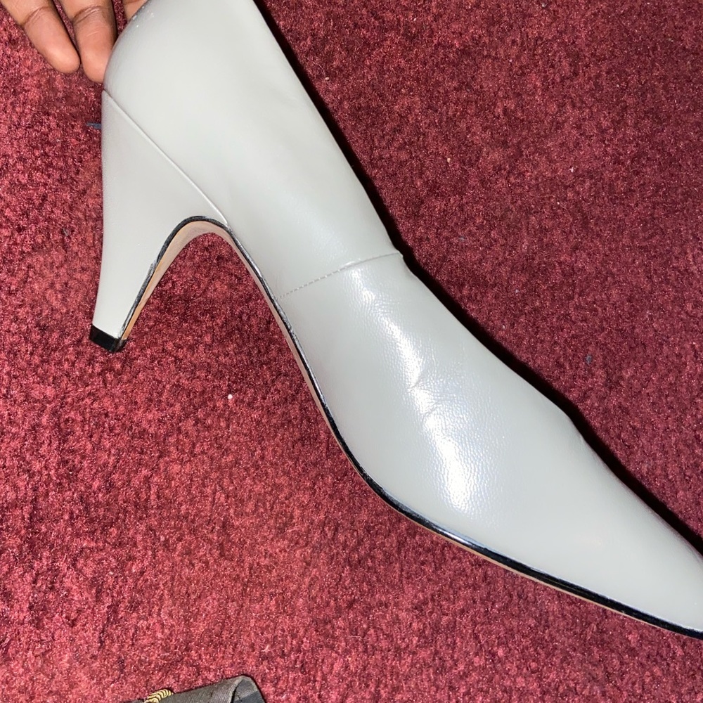 Gray Heels